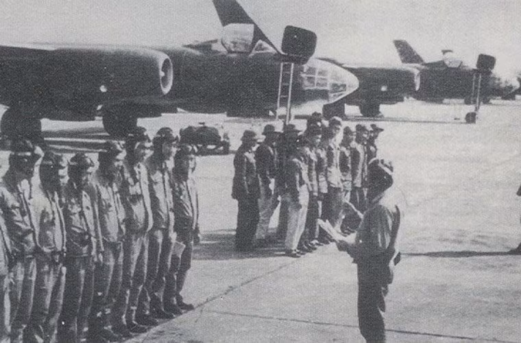 Đáng chú ý, Il-28 cũng là máy bay ném bom đầu tiên được Liên Xô cung cấp cho Việt Nam sử dụng trong kháng chiến chống Mỹ.