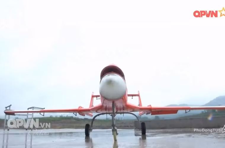 Tuyet voi UAV phan luc cao toc Viet Nam che tao