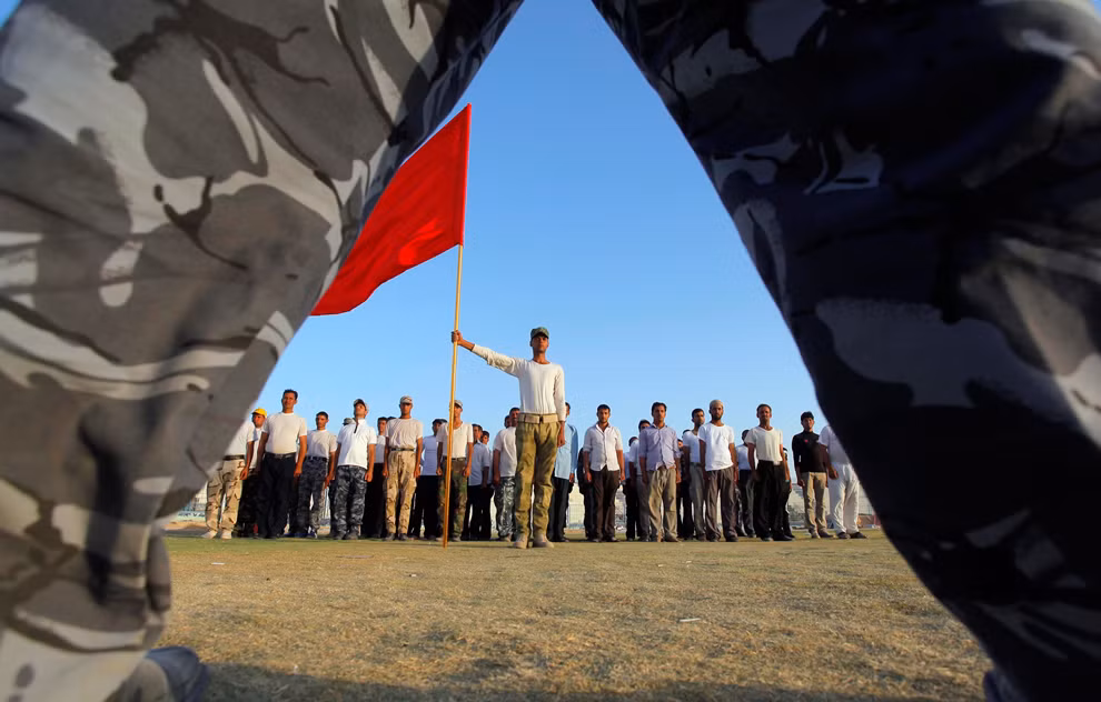 Nhóm binh lính tình nguyện người Shiite gia nhập vào Quân đội Iraq với một mục tiêu duy nhất đó là đánh bại phiến quân IS. Nguồn ảnh: Boston.