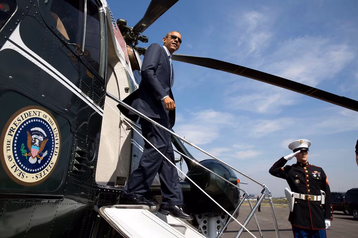 Tổng thống Mỹ Barack Obama thường gắn liền với hình ảnh chiếc trực thăng Sikorsky SH-3 mỗi khi ông xuất hiện trước ống kính truyền hình. Nguồn ảnh: BI.