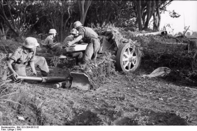 Pháo 7,5 cm của Quân đội Đức trong cuộc chiến phòng thủ Sicily. Nguồn ảnh: Warhistoryonline.