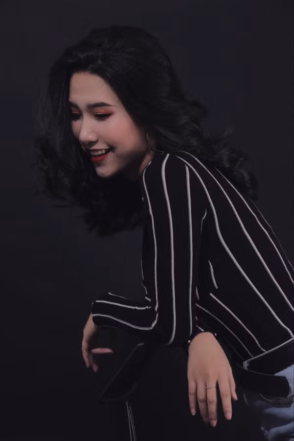 Ngọc Tuyết tâm sự, trở thành tiếp viên hàng không là ước mơ từ bé của cô khi nghe bài hát Toxic của Britney Spears, nhưng chưa bao giờ nghĩ điều đó trở thành hiện thực sau khi tốt nghiệp Cao đẳng Sư phạm Trung ương Hà Nội.