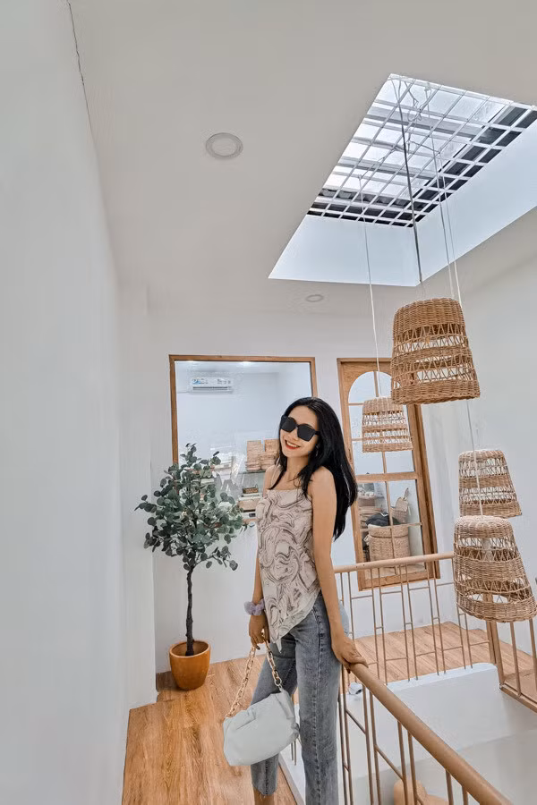Nếu may mắn đạt được ngôi vị cao nhất, cô gái gốc Nam Định sẽ dùng toàn bộ phần thưởng nhận được để làm từ thiện; giúp đỡ, nâng cao tri thức, tâm hồn cho trẻ em Việt Nam. “Hãy sống nghị lực và trao đi yêu thương” chính là thông điệp Ngọc Tuyết muốn lan toả khi tham dự cuộc thi năm nay.