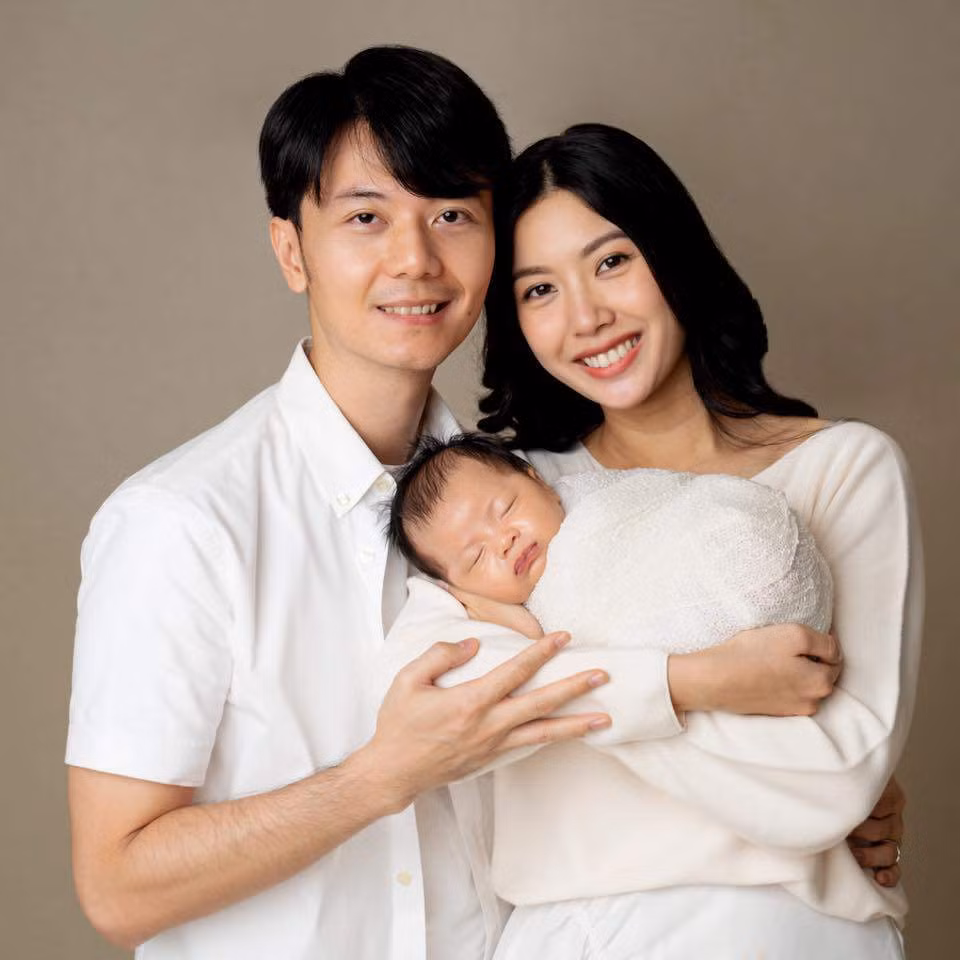 A hau Thuy Van sua qua tot 3.000ml/ngay, con 6 tuan tang 2kg
