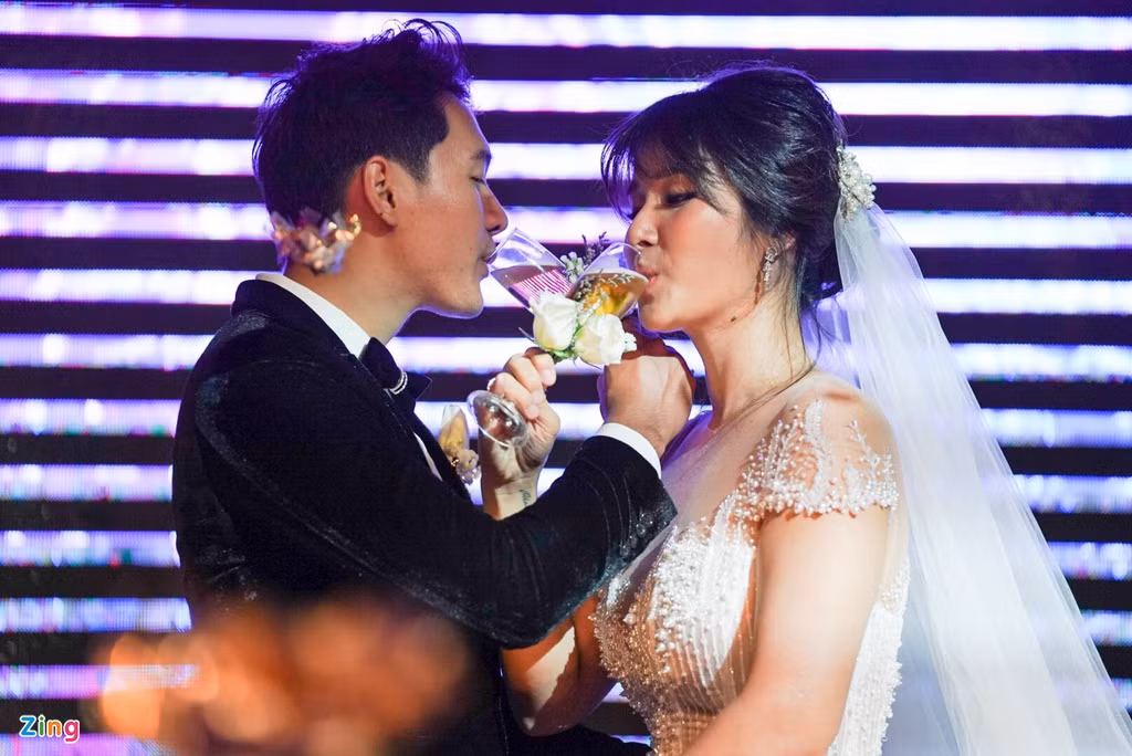 Nghệ sĩ Thành Lộc, Hữu Châu dự đám cưới diễn viên Thảo Trang Nghe si Thanh Loc, Huu Chau du dam cuoi dien vien Thao Trang