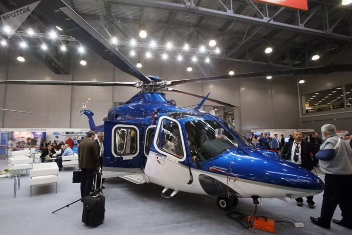 Mẫu trực thăng đa năng AgustaWestland AW139 tại triển lãm quốc tế công nghiệp trực thăng HeliRussia 2017.