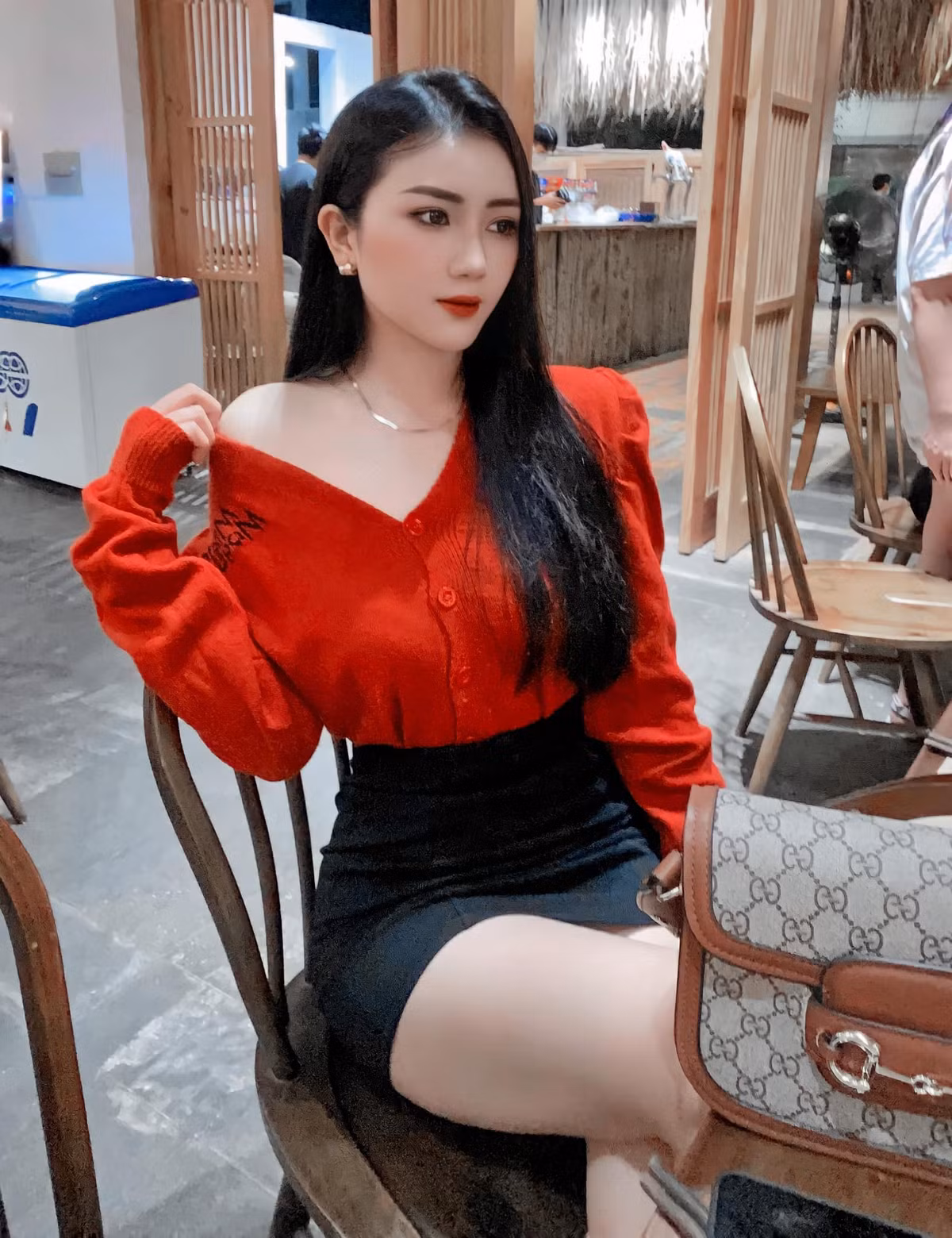 Ngọc Bích của hiện tại sở hữu body đẹp, nhìn hình ảnh lúc này không ai nghĩ được cô từng có thân hình mập mạp.