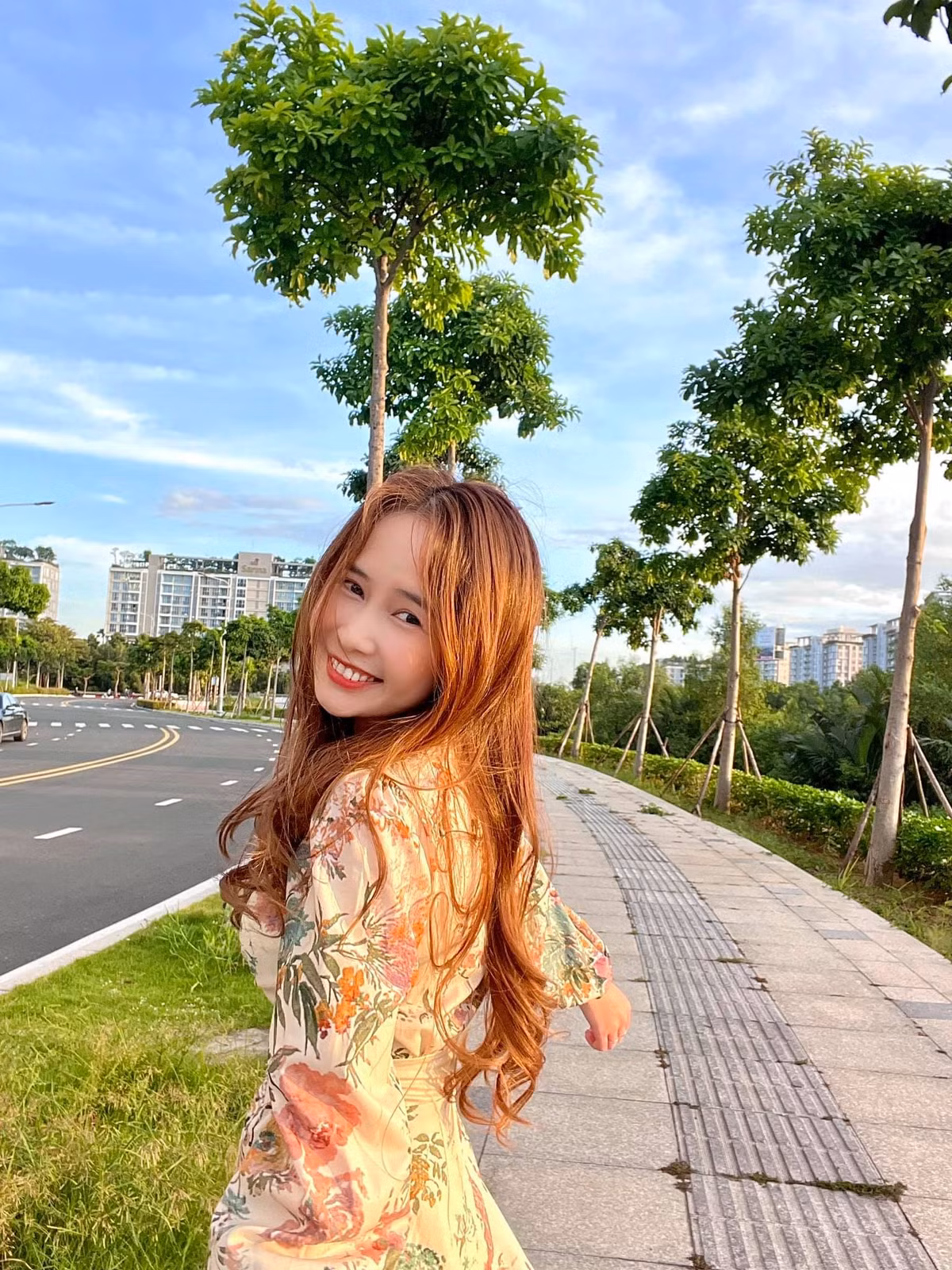 Thông qua nhan sắc của Mai Quỳnh Anh hiện tại có thể thấy độ yêu và chiều vợ của Cris đã khiến nhan sắc của bà xã xinh đẹp lên bội phần, nhìn qua chẳng ai nghĩ Quỳnh Anh đã ngoài 30 tuổi.