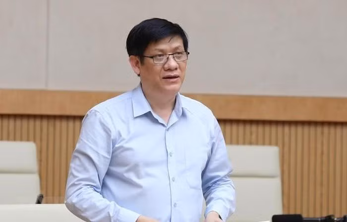 Quan lộ của quyền Bộ trưởng Bộ Y tế Nguyễn Thanh Long Quan lo cua quyen Bo truong Bo Y te Nguyen Thanh Long