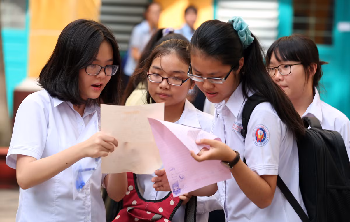 Hôm nay TP.HCM công bố điểm thi lớp 10 năm học 2020-2021 - Hình 2 Hom nay TP.HCM cong bo diem thi lop 10 nam hoc 2020-2021-Hinh-2