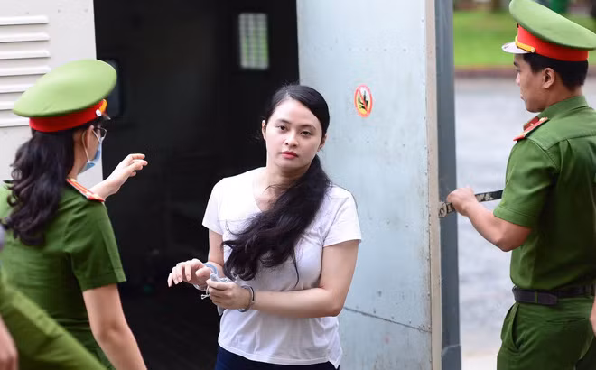 Xét xử Văn Kính Dương: Trùm ma túy nói lời cuối cùng - Hình 2 Xet xu Van Kinh Duong: Trum ma tuy noi loi cuoi cung-Hinh-2