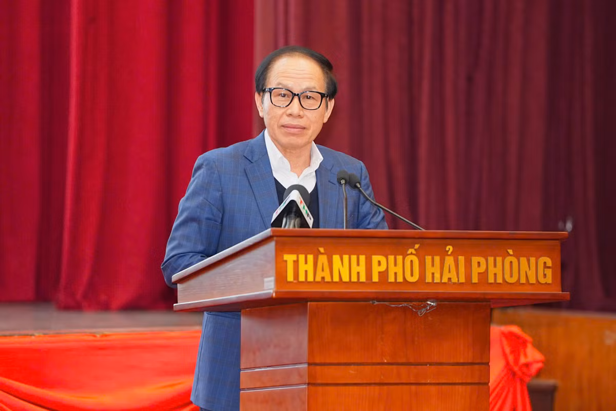 Phó Chủ tịch UBND TP Hải Phòng Lê Khắc Nam xin nghỉ hưu sớm - Hình 2 Pho Chu tich UBND TP Hai Phong Le Khac Nam xin nghi huu som-Hinh-2
