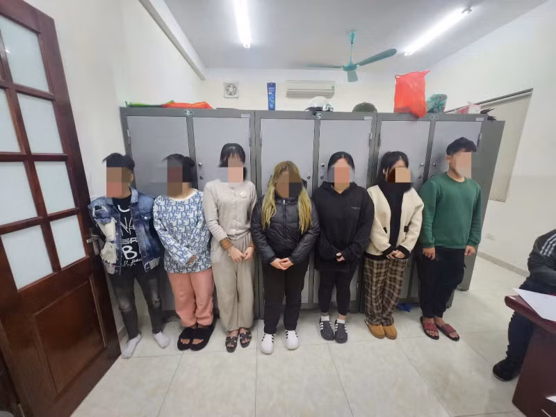 Dấu hiệu tội danh vụ thiếu nữ bị đánh hội đồng ở Hà Nội Dau hieu toi danh vu thieu nu bi danh hoi dong o Ha Noi