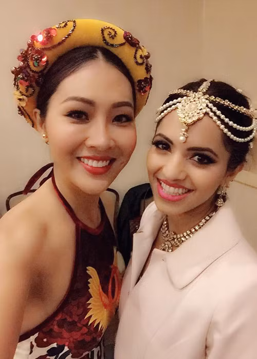 Đáng tiếc, Diệu Ngọc vẫn trượt bán kết Người đẹp tài năng. Tuy nhiên, còn có khá nhiều phần thi để đại diện của Việt Nam tích lũy thêm điểm. (Ảnh: Facebook Diệu Ngọc)