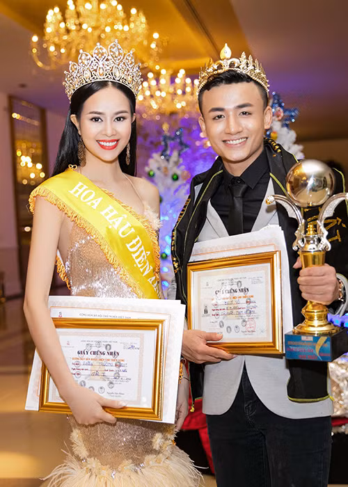 Được biết, trước đây khi còn ở Việt Nam, Sella Trương đã bỏ túi rất nhiều vai chính và phản diện trong các bộ phim: “Tối nay 8h”, “Oan nghiệt”, “Biệt thự hoa hồng”, “Thạch Lan”...