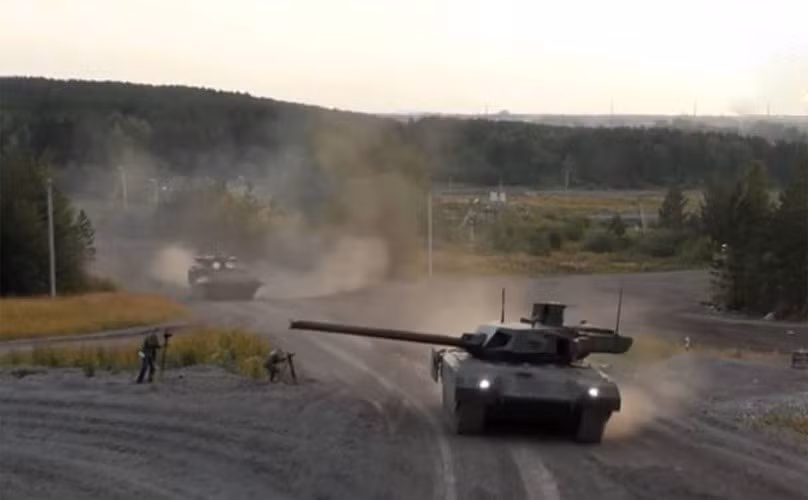 Nhưng đa số ý kiến đều cho rằng T-14 Armata được bí mật gửi theo một chuyến tàu viện trợ vũ khí cho Syria, số lượng phương tiện này có mặt tại quốc gia Arab có thể lên tới 5 đơn vị.