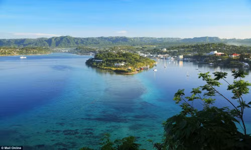 Khung cảnh thanh bình và tươi đẹp của quần đảo Vanuatu nằm giữa biển Thái Bình Dương.