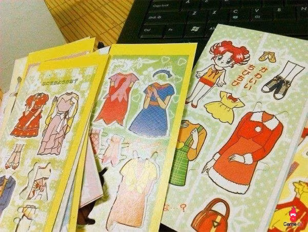 Ước mơ trở thành nhà tạo mẫu của nhiều bạn nữ cũng từ đây mà ra.