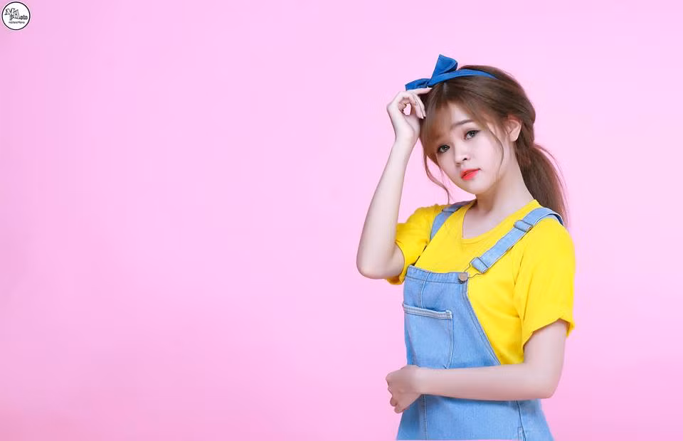 Xa hơn, cô bạn quê gốc Phú Yên hi vọng bản thân sẽ có thêm kinh nghiệm, bản lĩnh cùng một chút may mắn để có thể bước đi trên con đường nghệ thuật trong tương lai.
