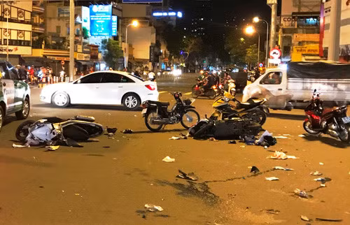 Ngoai say ruou, giay cao got la nguyen nhan vu xe BMW dam chet nguoi?-Hinh-2