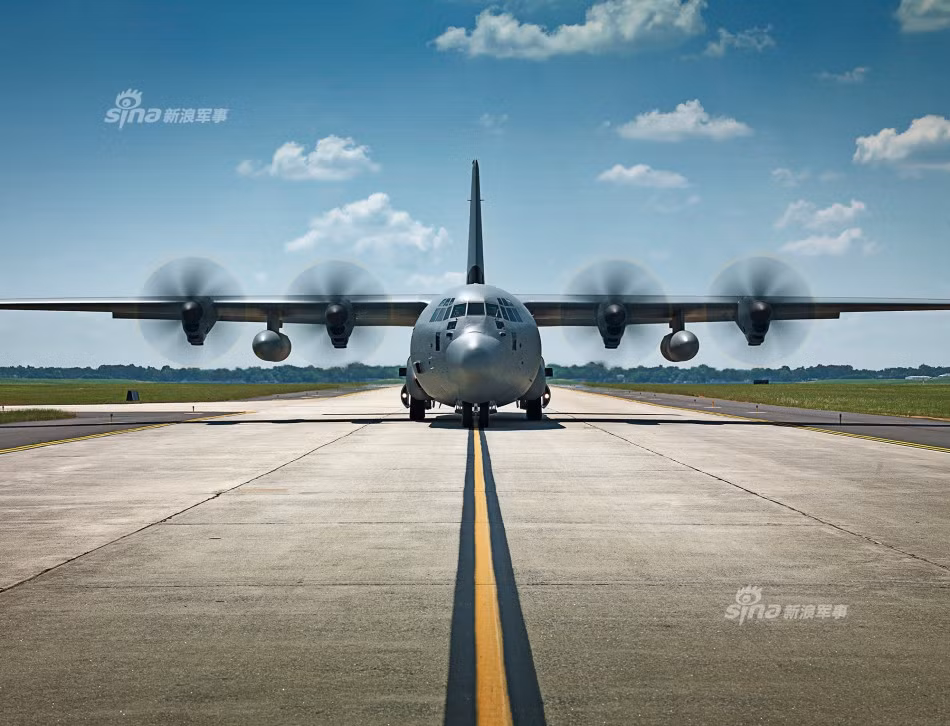 Không quân USMC hiện được cho là sở hữu khoảng 59 chiếc máy bay vận tải/tiếp dầu KC-130J và KC-130T. Nguồn ảnh: Sina