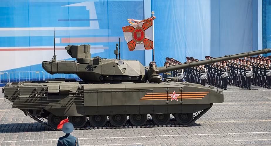 Thực trạng trên có nguyên nhân vì cả yếu tố chủ quan lẫn khách quan, sau trường hợp tiêm kích Su-57 chính là xe tăng chiến đấu chủ lực T-14 Armata và xe chiến đấu bộ binh T-15.