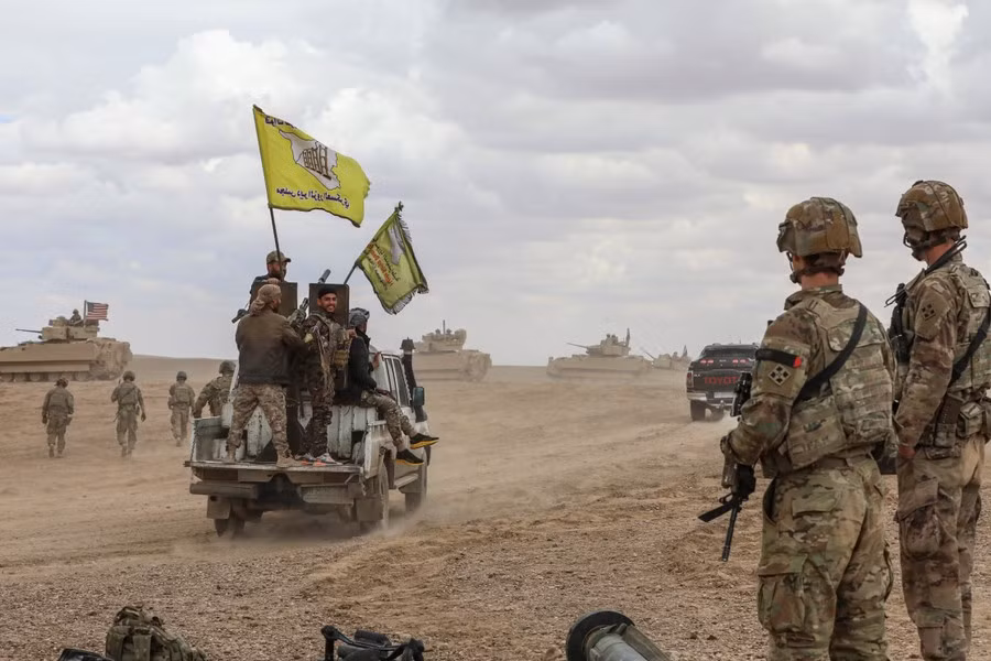 Cường kích A-10 Mỹ bất ngờ tấn công dữ dội Quân đội Syria Cuong kich A-10 My bat ngo tan cong du doi Quan doi Syria