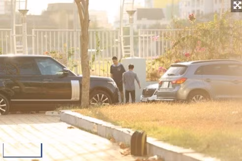 .. sau đó mới lấy xe và đi về.