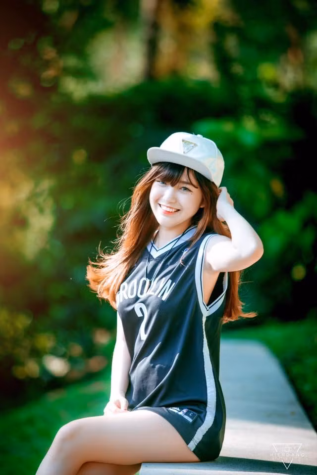 Còn trẻ và kinh doanh chưa lâu nhưng Mỹ Mỹ luôn đề cao chất lượng của sản phẩm và sự uy tín trong giao dịch, bán hàng. Mỹ Mỹ cho biết phải thường xuyên cập nhập những phong trào, xu hướng mới của giới trẻ để đáp ứng được thị hiếu chung, đồng thời cũng nên có những sản phẩm mang tính đặc trưng, làm nên thương hiệu riêng của mình.