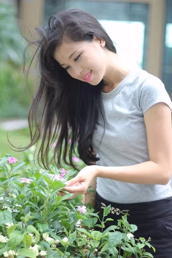 Một số người còn hiểu nhầm các đơn vị báo chí, các phóng viên đưa tin về cuộc thi này sử dụng tên nguyên bản “Hoa hậu Điếc” và chỉ trích họ là thiếu sự nhân hậu hay cố ý miệt thị người khiếm thính.