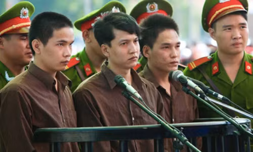 Thay doi noi xet xu vu tham sat 6 nguoi o Binh Phuoc