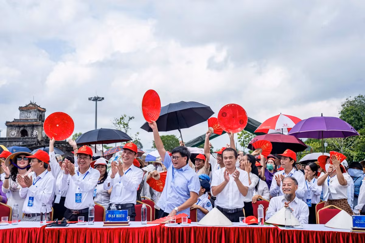Để chuẩn bị cho sự kiện này, các cơ quan chức năng tỉnh Thừa Thiên Huế đã phối hợp với đơn vị làm chương trình chuẩn bị chu đáo về điều kiện tổ chức, nhằm đảm bảo cầu truyền hình tại Huế diễn ra chất lượng, an toàn.