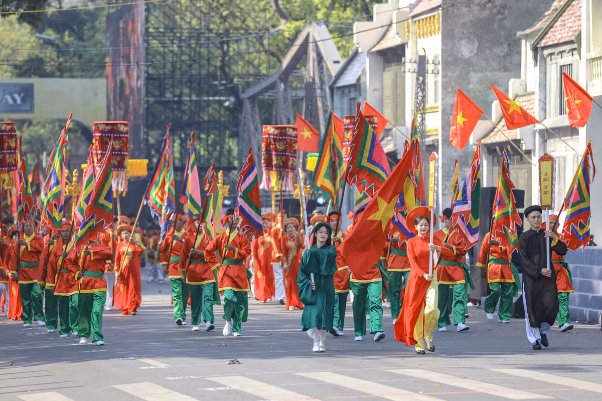 Chương trình “Ngày hội Văn hóa vì hòa bình” khép lại với những hình ảnh tuyệt đẹp tôn vinh văn hóa, di sản Hà Nội, đồng thời thể hiện tinh thần đoàn kết đồng lòng của Đảng bộ, chính quyền và nhân dân Thủ đô trong sự nghiệp xây dựng, phát triển Thủ đô Hà Nội - Thành phố Vì hòa bình - Thành phố sáng tạo. cùng tinh thần đoàn kết của nhân dân Thủ đô, bạn bè quốc tế để lan tỏa thông điệp vì hòa bình.