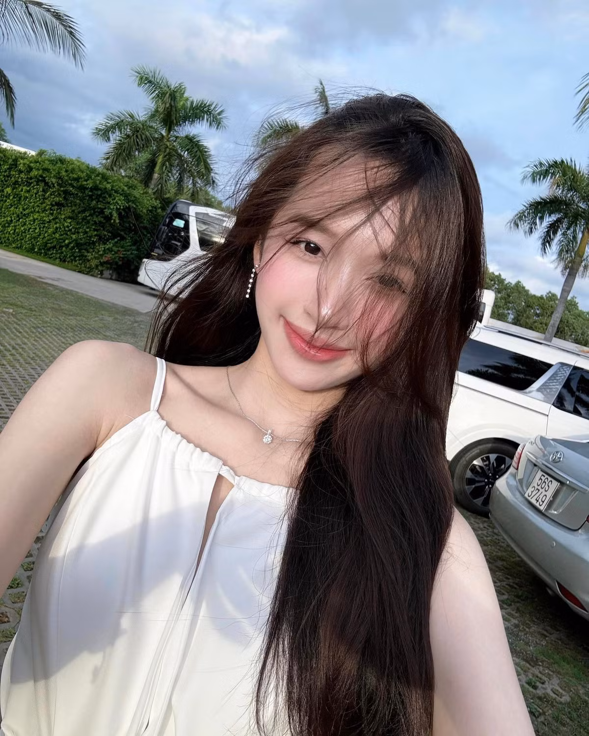Với nhan sắc cùng vóc dáng nổi bật, cô nàng được kỳ vọng sẽ tiến sâu và đạt được danh hiệu trong cuộc thi Hoa hậu Quốc gia Việt Nam năm nay.