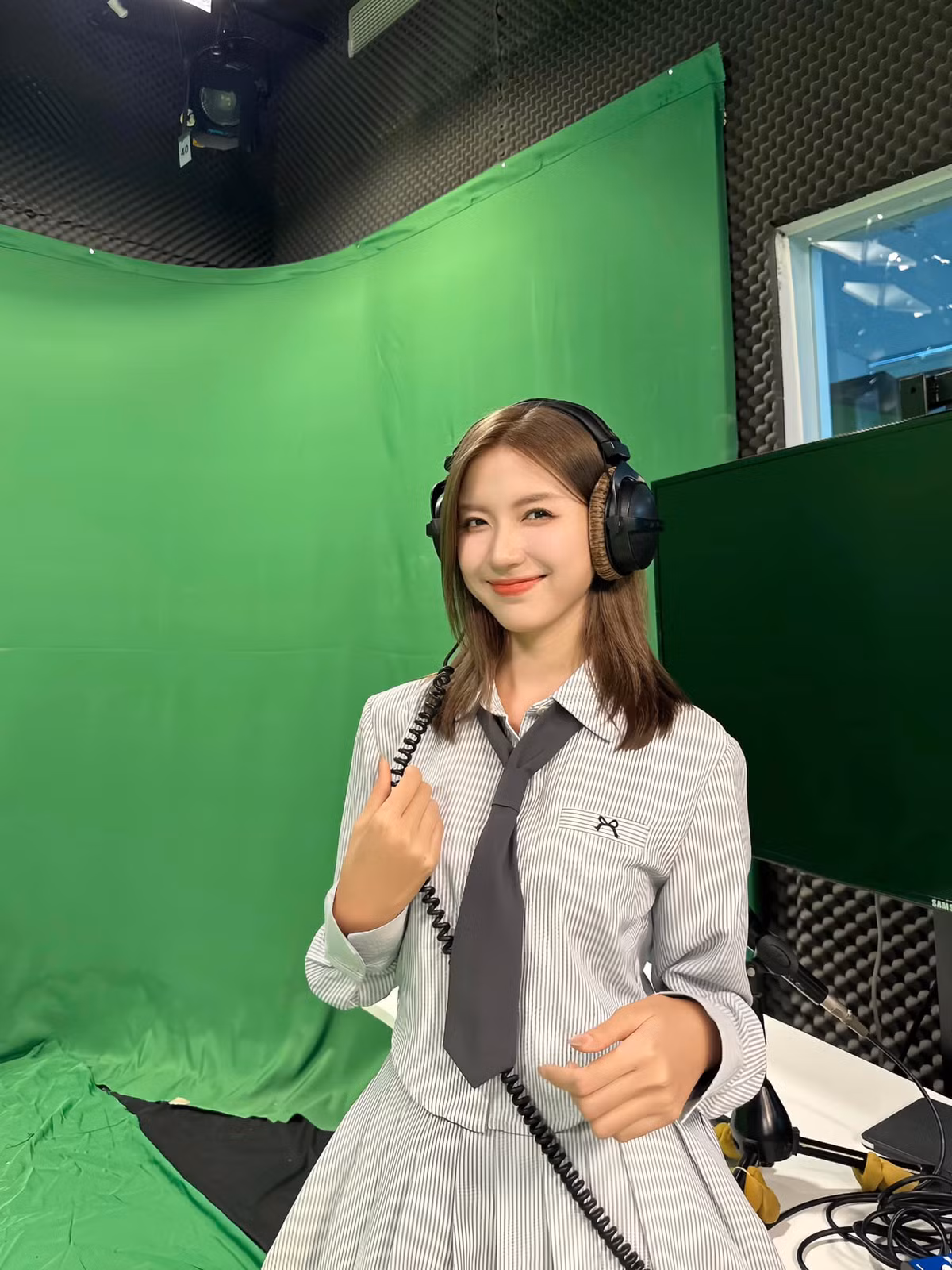 Cô được mệnh danh là "mỹ nhân thế hệ mới" của vũ trụ phim VTV.