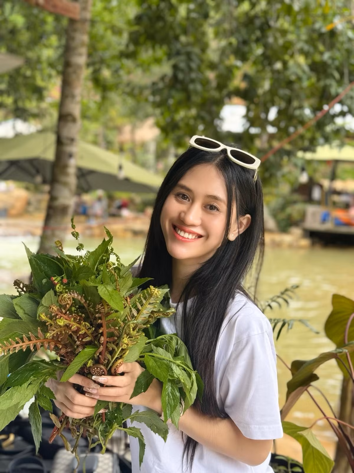 Ở thời điểm hiện tại, Jee Trần vẫn chăm chỉ hoạt động nghệ thuật, cho ra những ca khúc mới, nhận lời diễn ở nhiều sân khấu khác nhau.