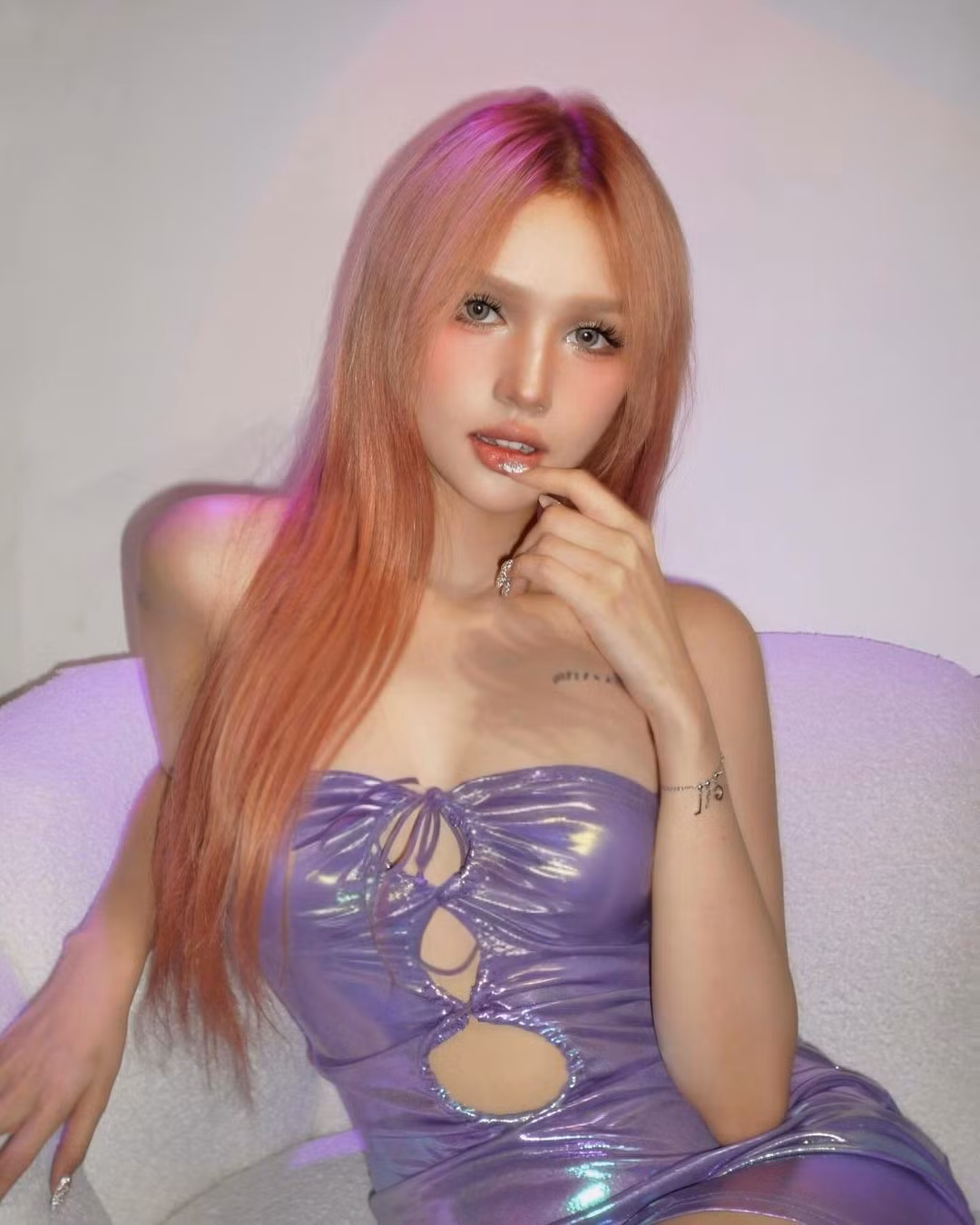 Xoài Non được nhận xét thăng hạng về cả nhan sắc lẫn phong cách thời trang.