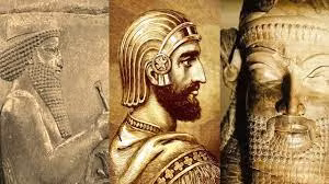Cyrus đại đế còn đích thâ cầm quân tiêu diệt đế quốc Lydia năm 547 trước Công nguyên. Sau cuộc chinh phạt đế quốc Babylonia vào năm 539 trước Công nguyên, ông hoàng Ba Tư này tự xưng là Vua của các vị vua.