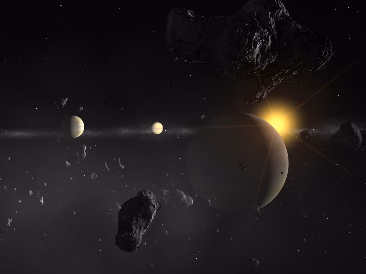 Theo Giáo sư Brad Gibson, hiện nhiều nhà khoa học quan sát và nghiên cứu Gliese 710 cũng như nhiều tiểu hành tinh, sao chổi khác để kịp thời phát hiện và triệt tiêu các mối đe dọa đối với Trái đất.