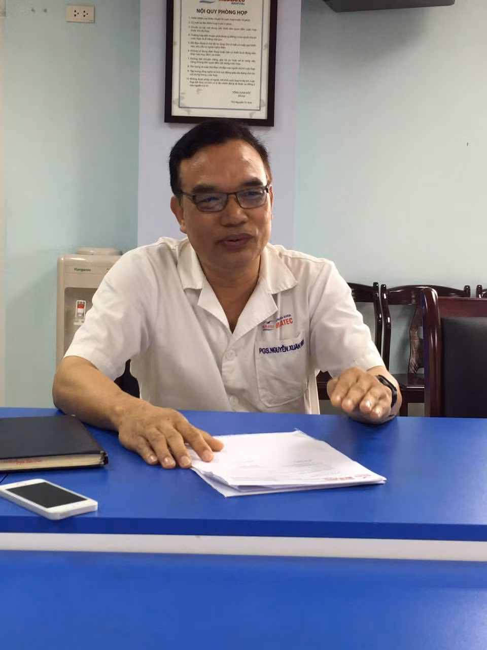 Ăn tiết canh đầu tháng lấy vận đỏ hay rước vận đen? An tiet canh dau thang lay van do hay ruoc van den?