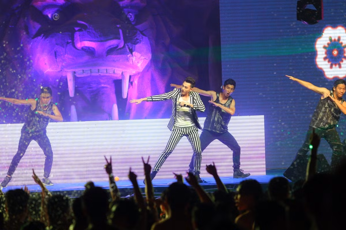 Ngoi sao The Remix 2015 “dai thuy chien” tai Vinpearlland Water Park-Hinh-7
