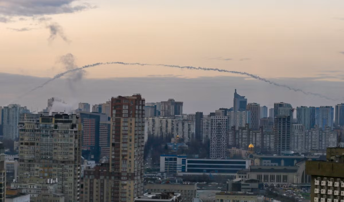 Nga phong 120 ten lua vao Ukraine