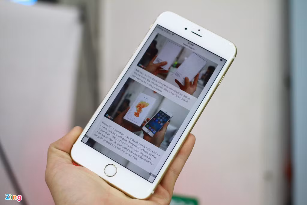 iPhone 6S: Thừa hưởng sức nóng từ iPhone 6, các cửa hàng xách tay đua nhau đưa phiên bản kế nhiệm 6S về Việt Nam, đẩy chi phí chuyến vận chuyển lên cao hơn nữa. Theo bảng giá của cửa hàng đưa máy về sớm nhất, 6S Plus có giá bán 60 triệu, 67 triệu và 73 triệu đồng, tương ứng với phiên bản bộ nhớ trong 16, 64 và 128 GB.