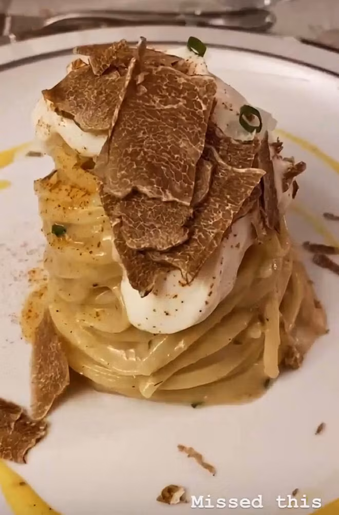 Bữa tối với nấm truffle đắt đỏ của rich kid từng khiến cư dân mạng trầm trồ.