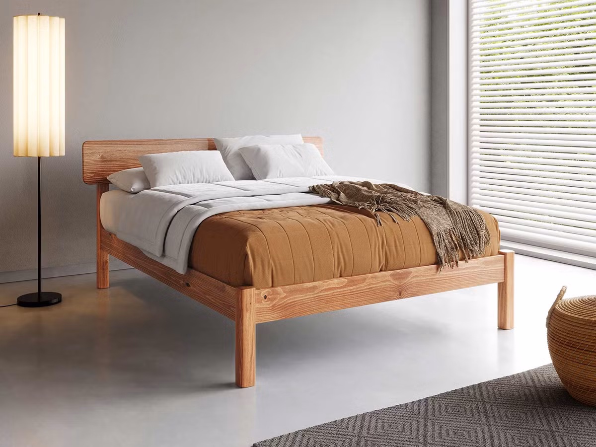Thứ tiếp theo không được đốt là giường. Theo quan niệm của người xưa, giường ngủ tượng trưng cho ý nghĩa sinh nhiều con, nhiều phúc lộc. Vậy nên, người xưa không bao giờ cho mượn giường.
