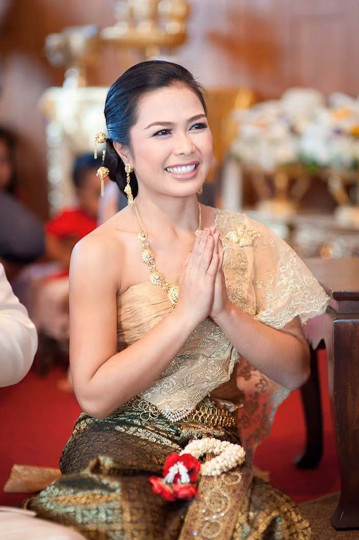 Trang phục cưới của cô dâu Thái Lan gồm 6 phần khác nhau, tượng trưng cho 6 giai đoạn thăng trầm của lịch sử đất nước. Ảnh: Printest.