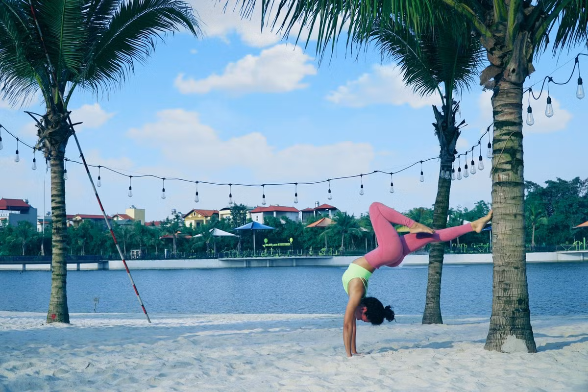 Trải qua vô số lần châm cứu, bấm huyệt đau tê tái vẫn chưa lấy lại được cảm giác, chị từng nghĩ cuộc đời 'thế là hết' khi bao ước mơ còn dở dang.