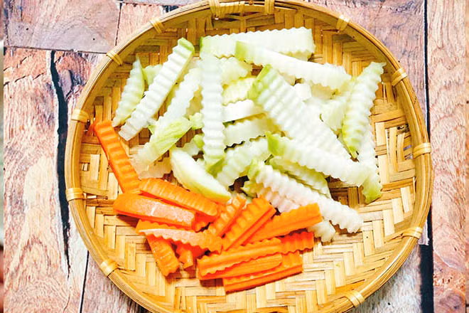 Giải cứu nông sản Hải Dương, làm ngay món su hào muối giải ngán - Hình 3 Giai cuu nong san Hai Duong, lam ngay mon su hao muoi giai ngan-Hinh-3