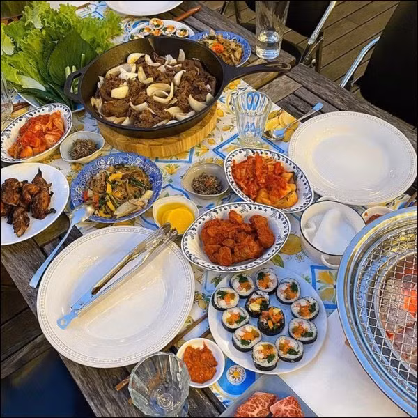 Từ những món đậm chất Việt đến những món Âu đều không thể làm khó được Hà Tăng.