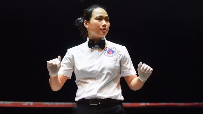 Nữ trọng tài boxing đầu tiên của Việt Nam Nu trong tai boxing dau tien cua Viet Nam